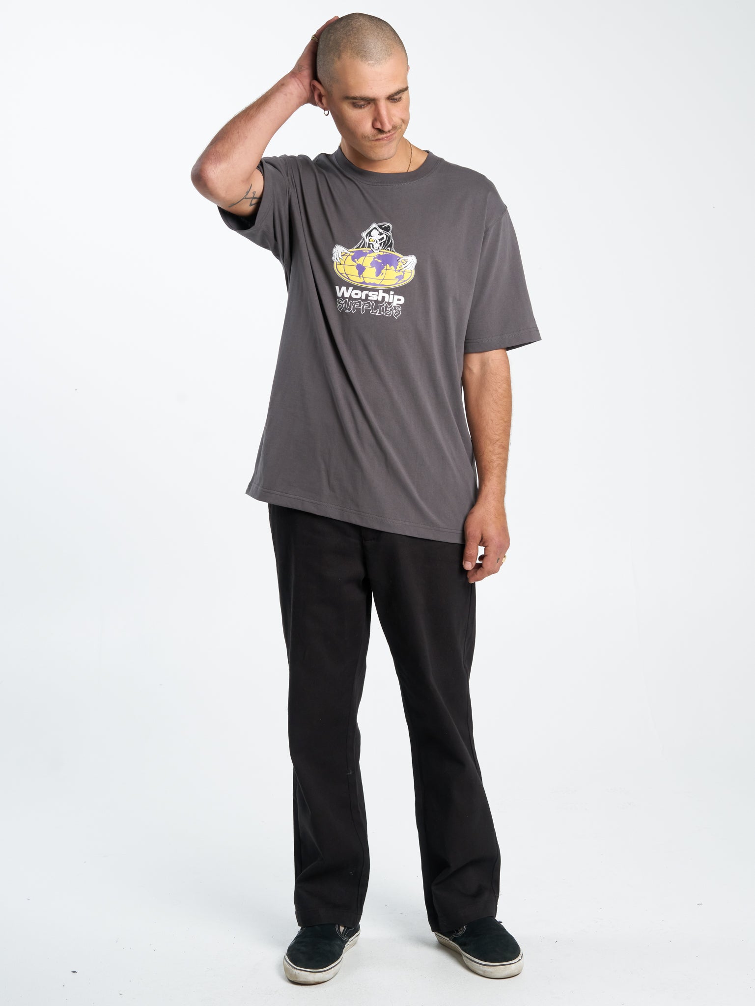 Win Win Tee - Worn Black