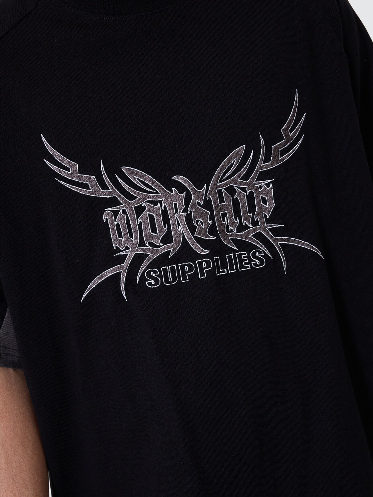 Trudge Box Fit Cropped Raglan Tee - Black XS