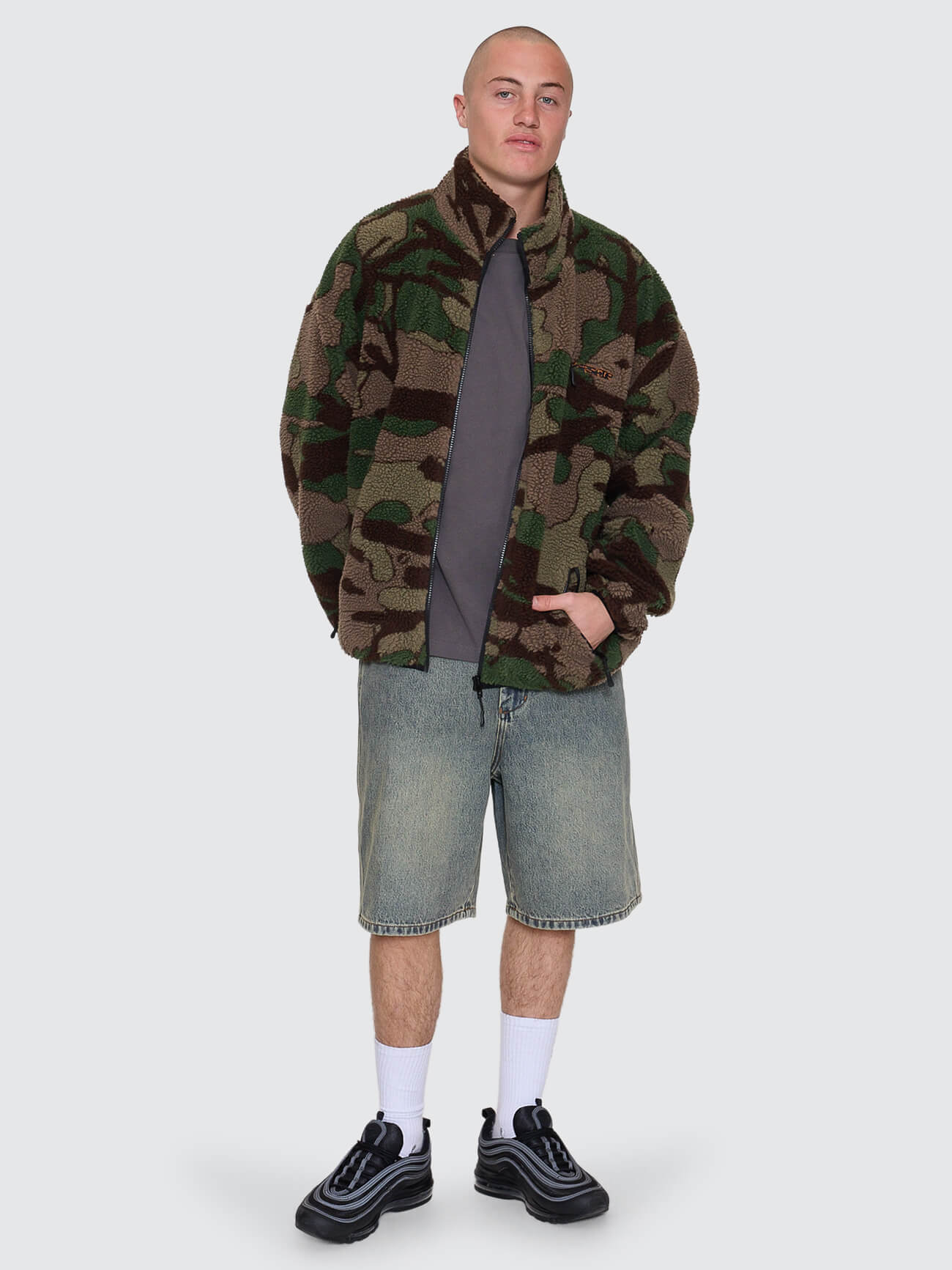 Plain Sight Sherpa Jacket - Camo Green XS