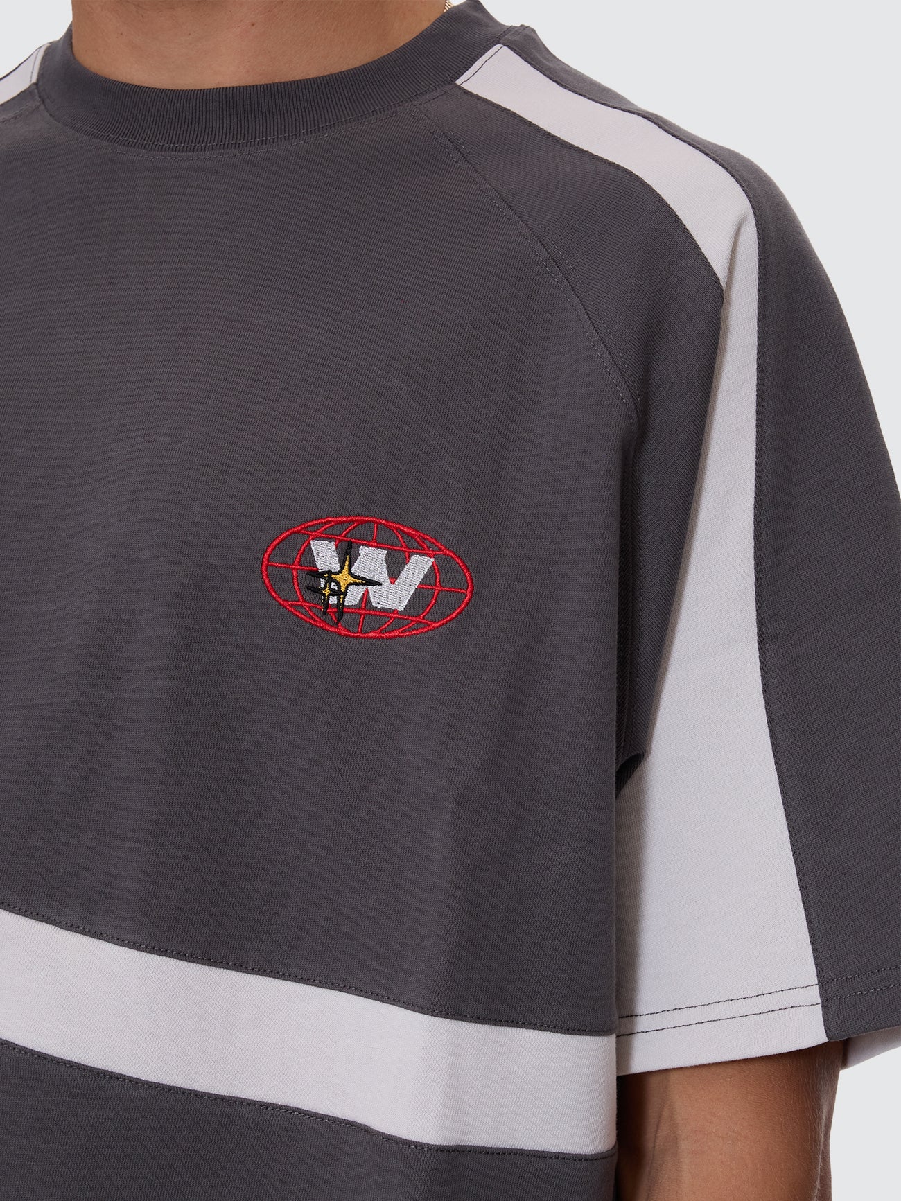 Anytime Oversize Raglan Tee - Worn Black