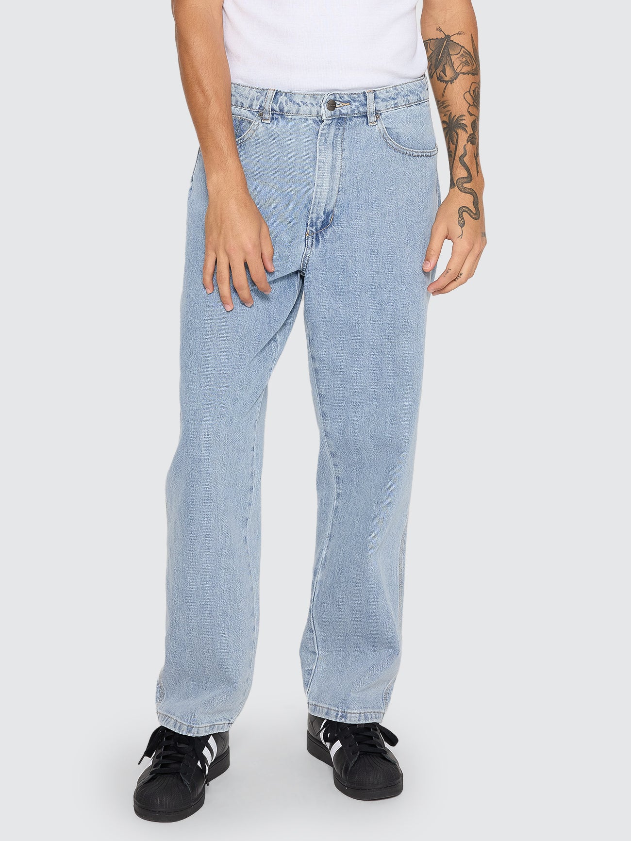 Carpenter Jean - Worship Worn Blue 26