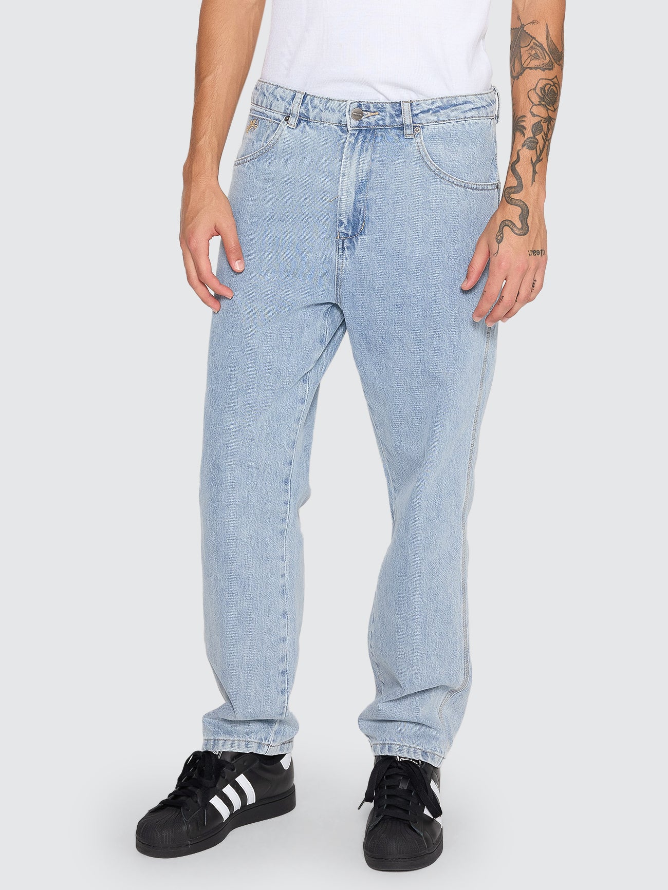 Lounger Jean - Worship Worn Blue 26