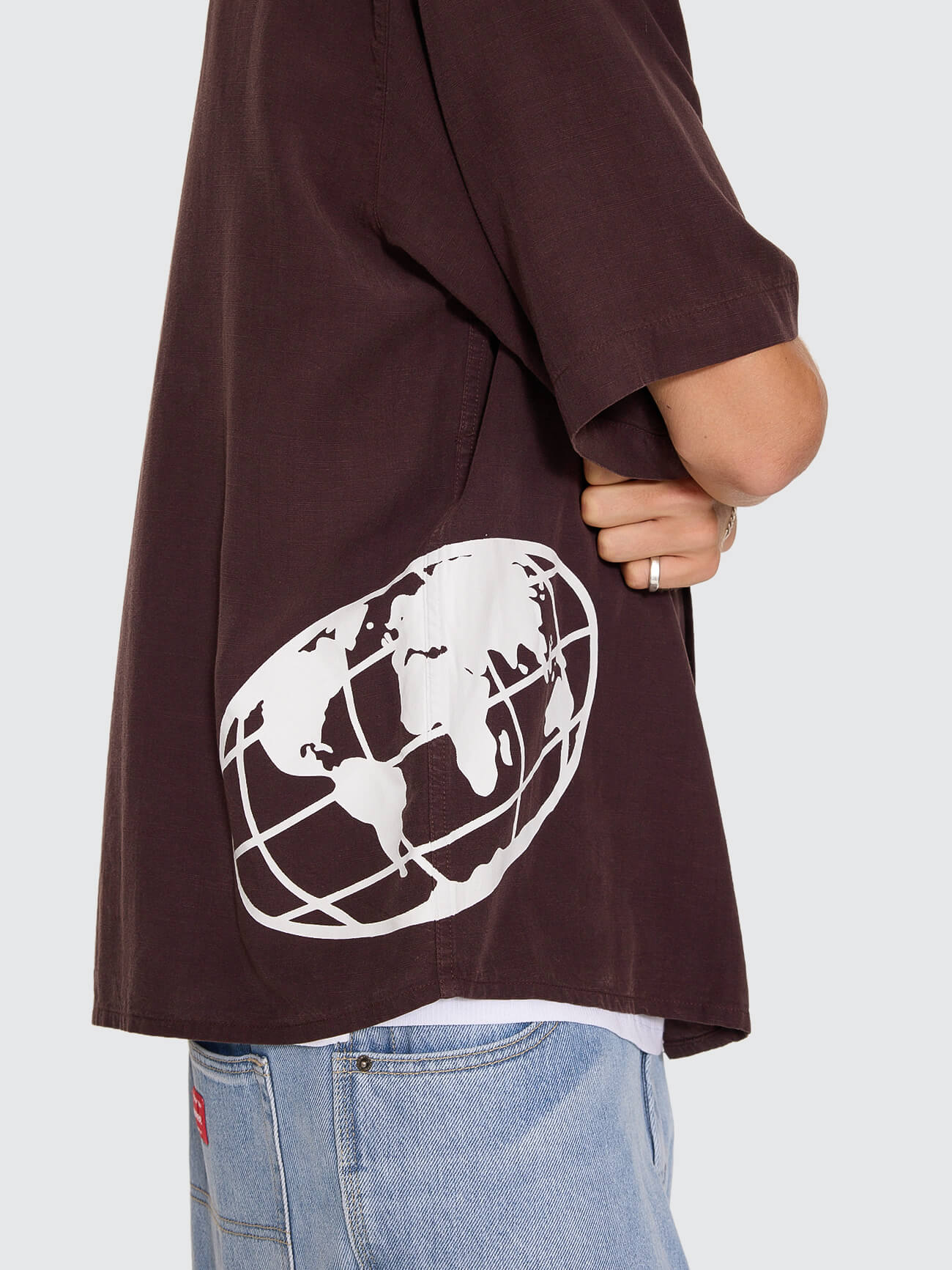 Hemisphere Box Crop Short Sleeve Shirt - Black Coffee XS