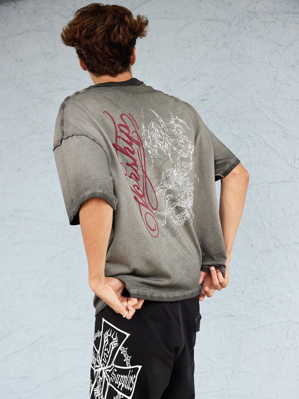 Rapt Reverse Box Crop Tee - Lava Black