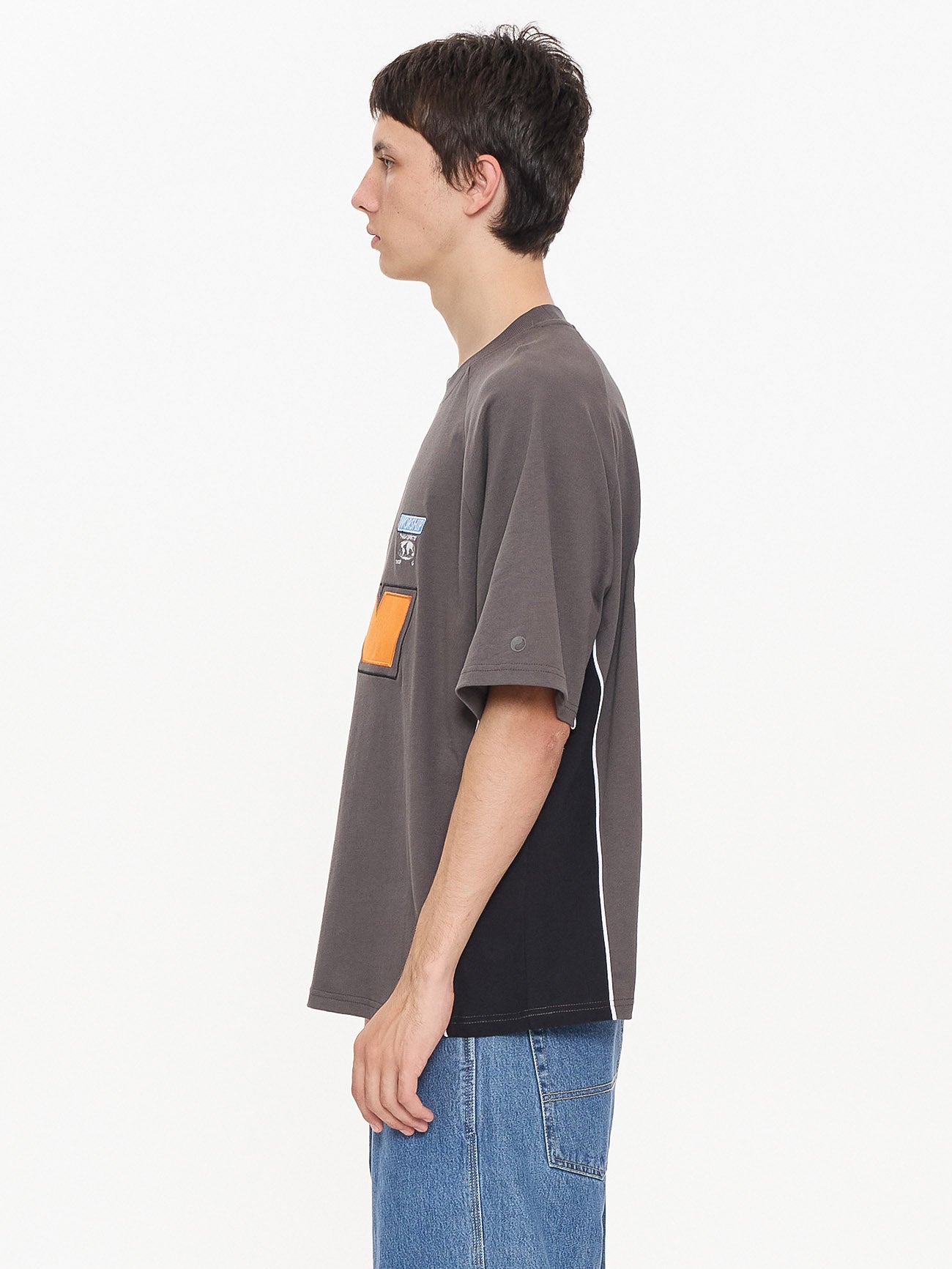 Kick Off Oversize Raglan Tee - Worn Black