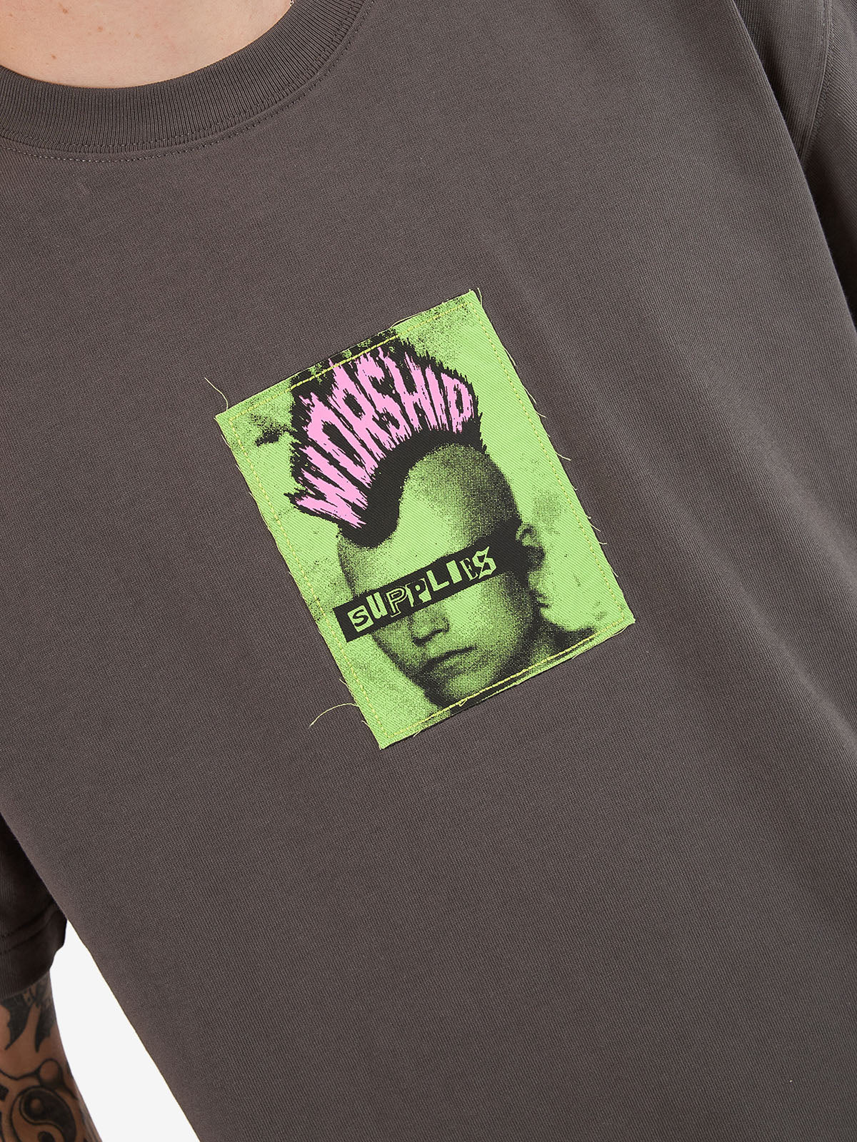 Lil Mo Tee - Worn Black
