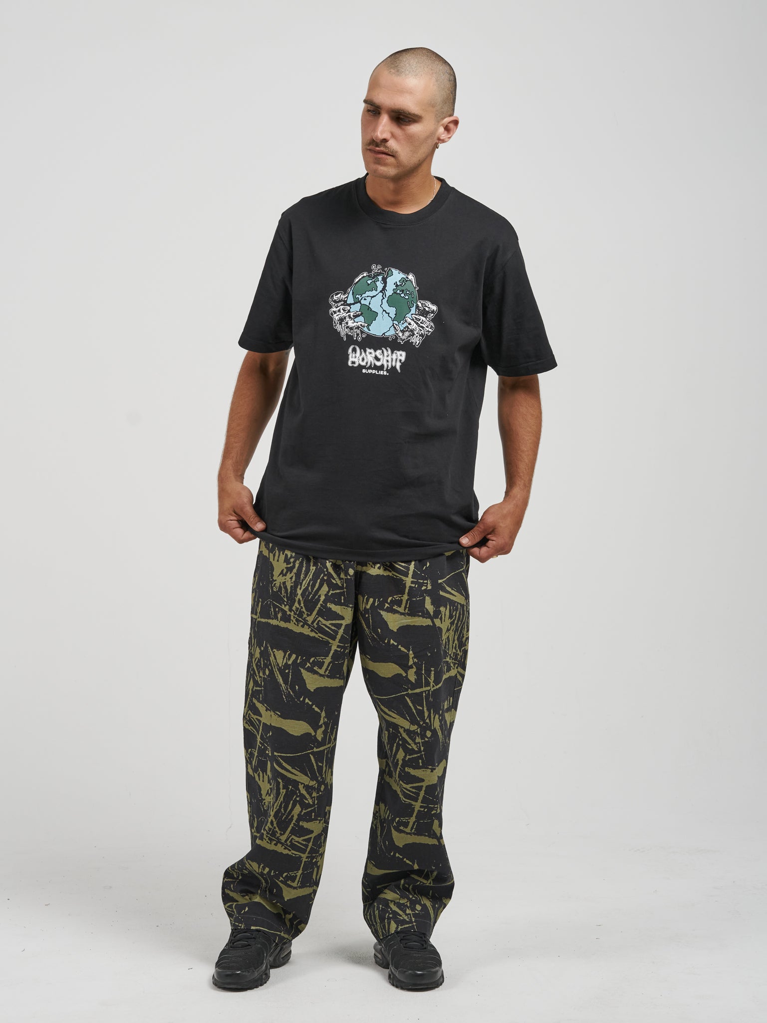 Split Decision Tee - Black