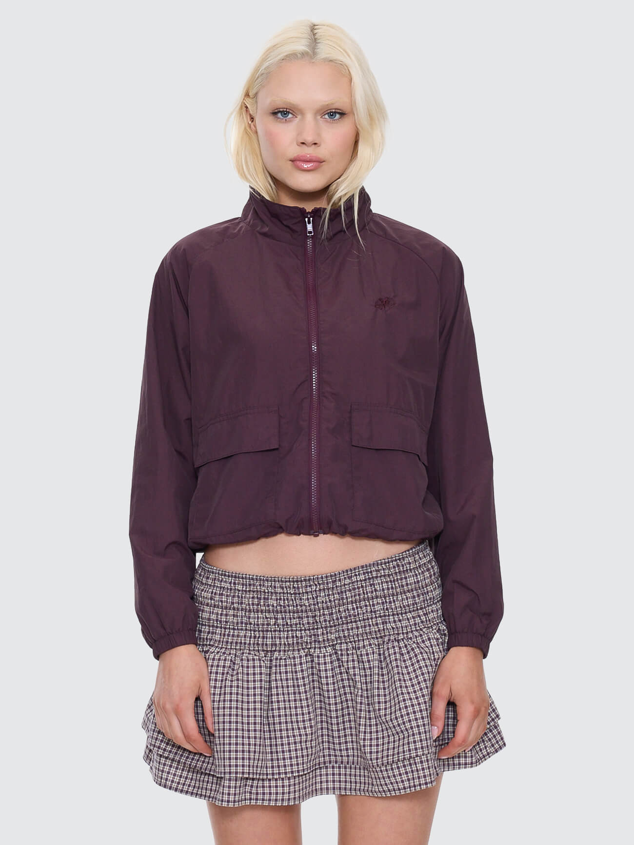Cheek Parachute Jacket - Blackberry 4