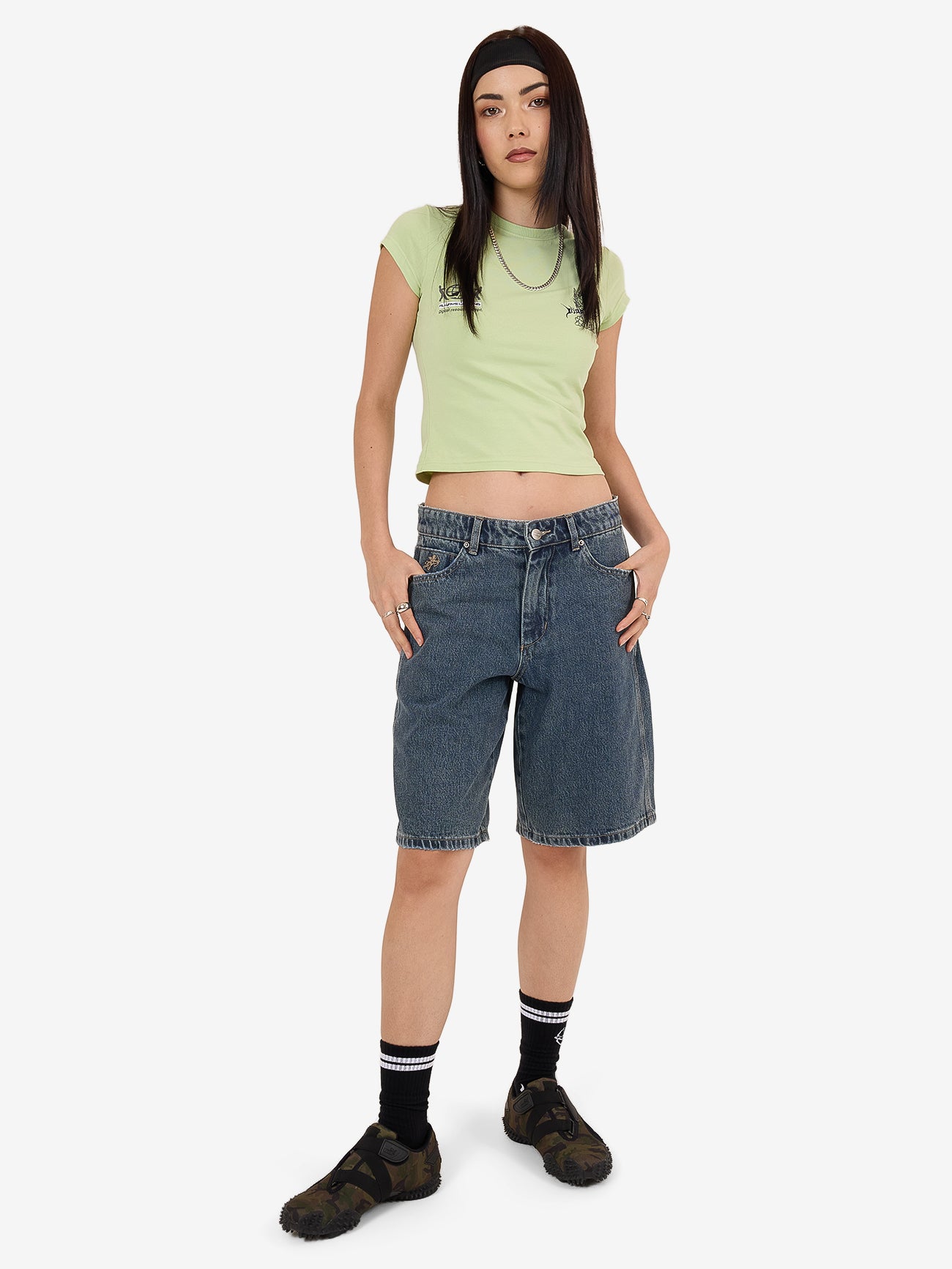Logorama Sloucher Short - Odyssey