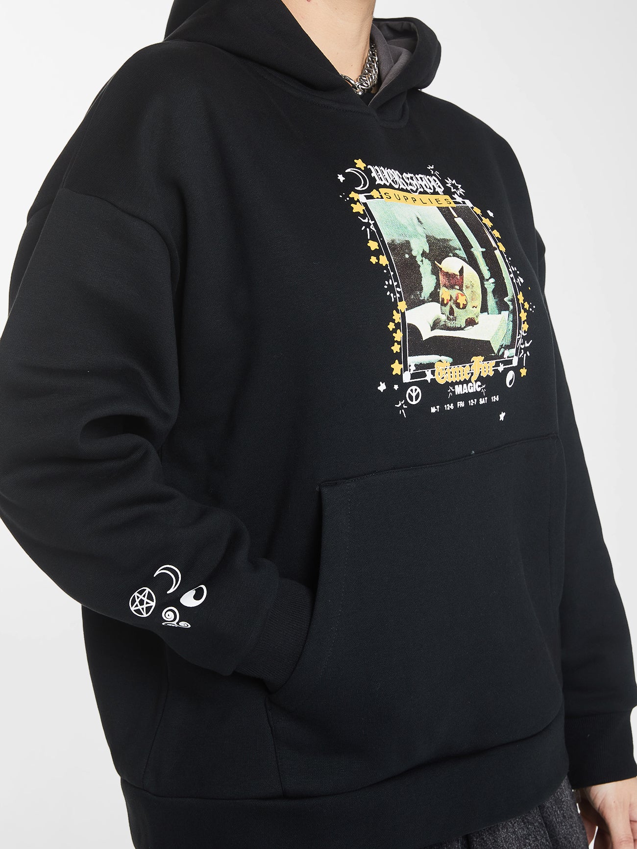 Black Magic Box Fit Hood - Black