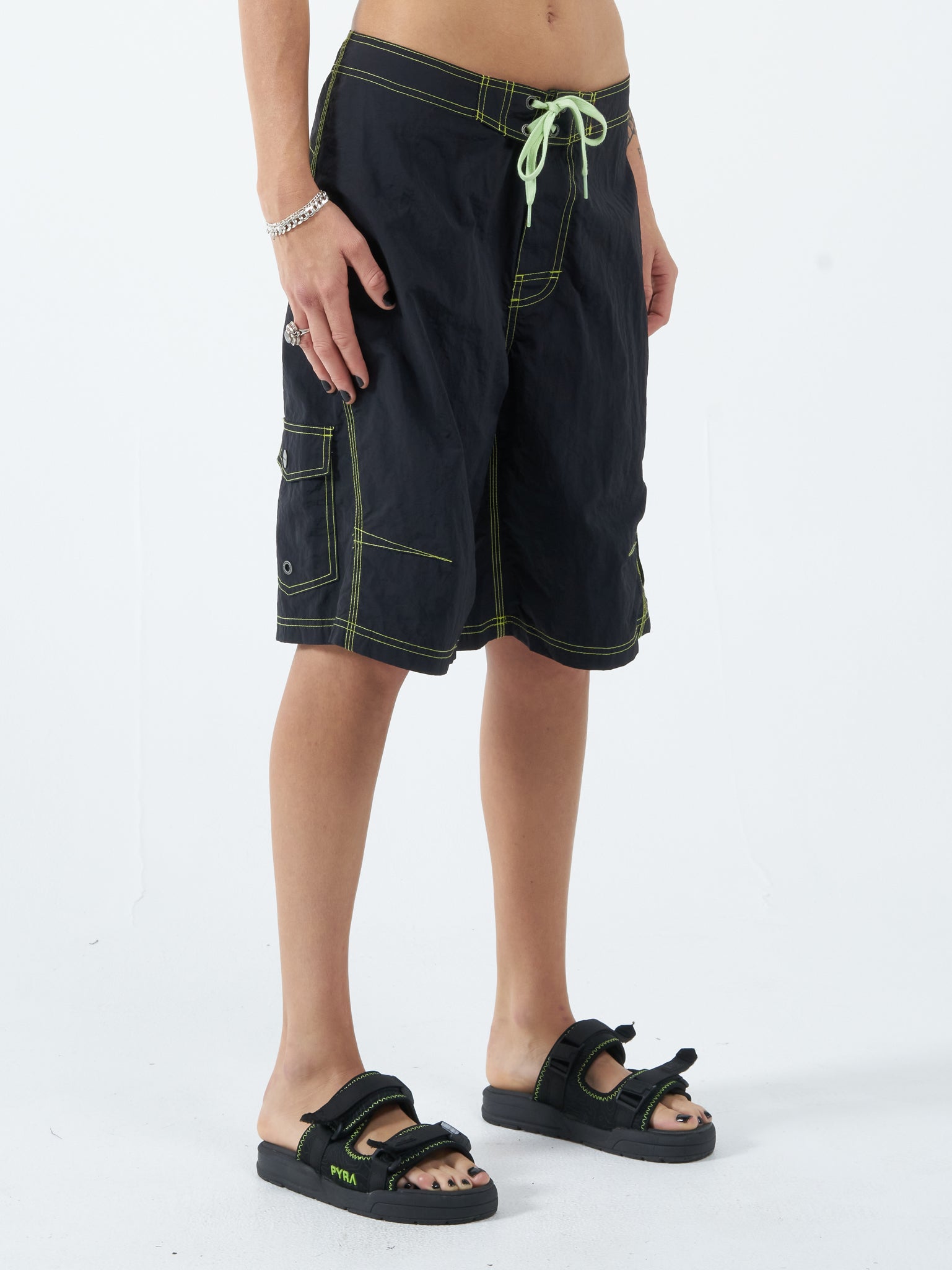 Destroyer Gnar Boardshort - Washed Black