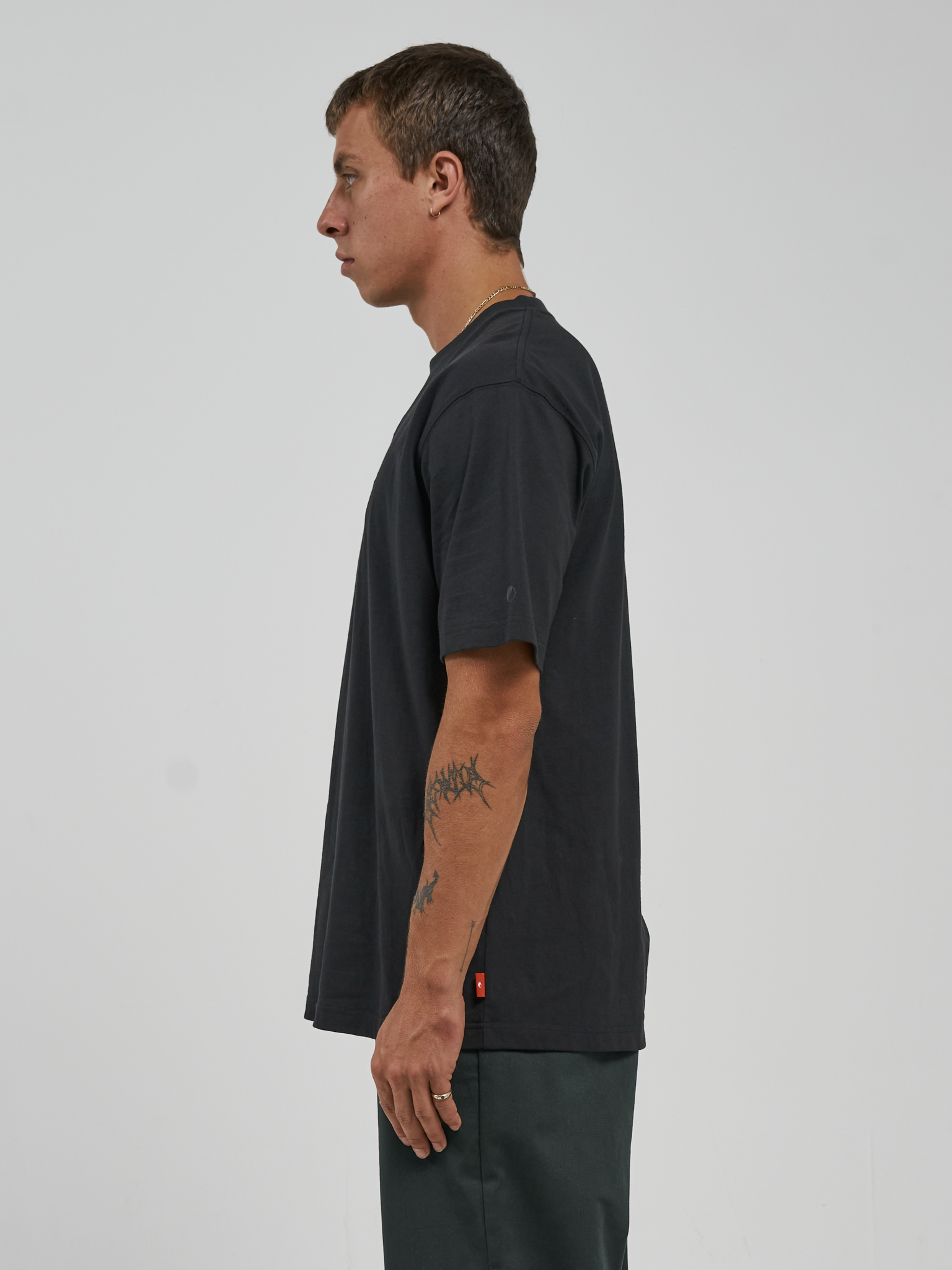 United Tee - Washed Black