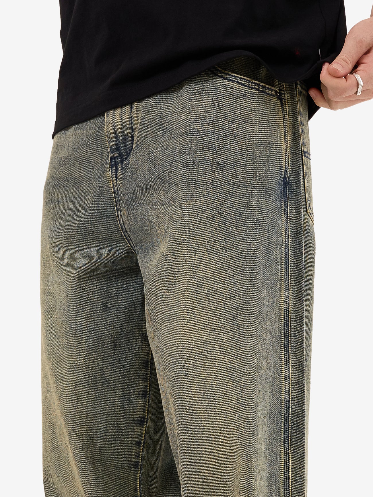 Messenger Dozer Jean - Corrosive 26