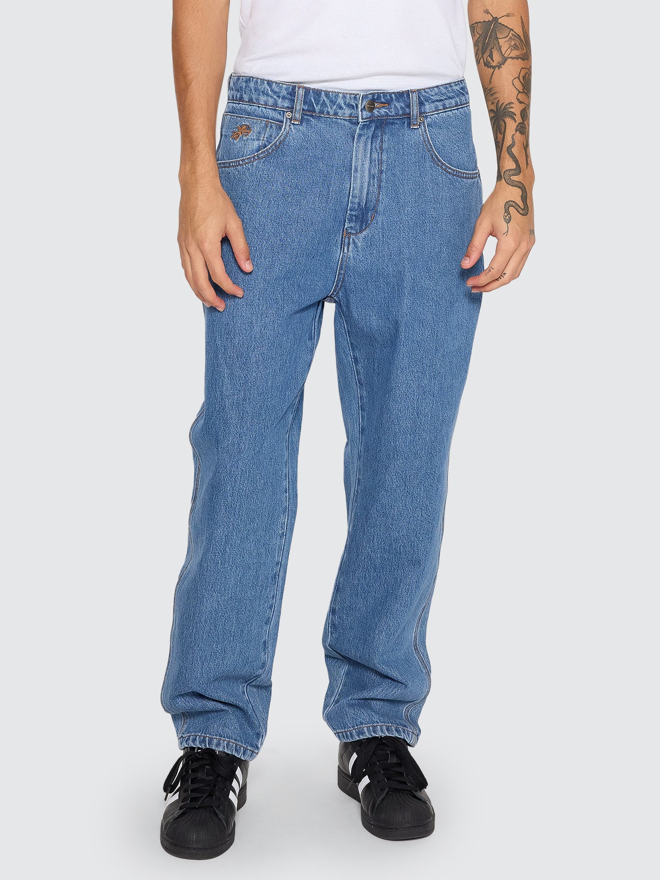 Lounger Jean - Worship Worn Blue 26