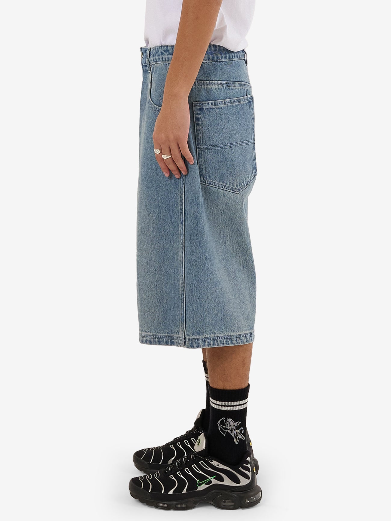 Dozer Jean Short - Dirty Raged Blue