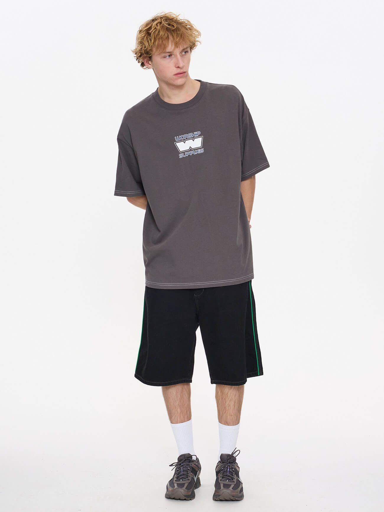 Grand Prix Oversize Tee - Worn Black XS