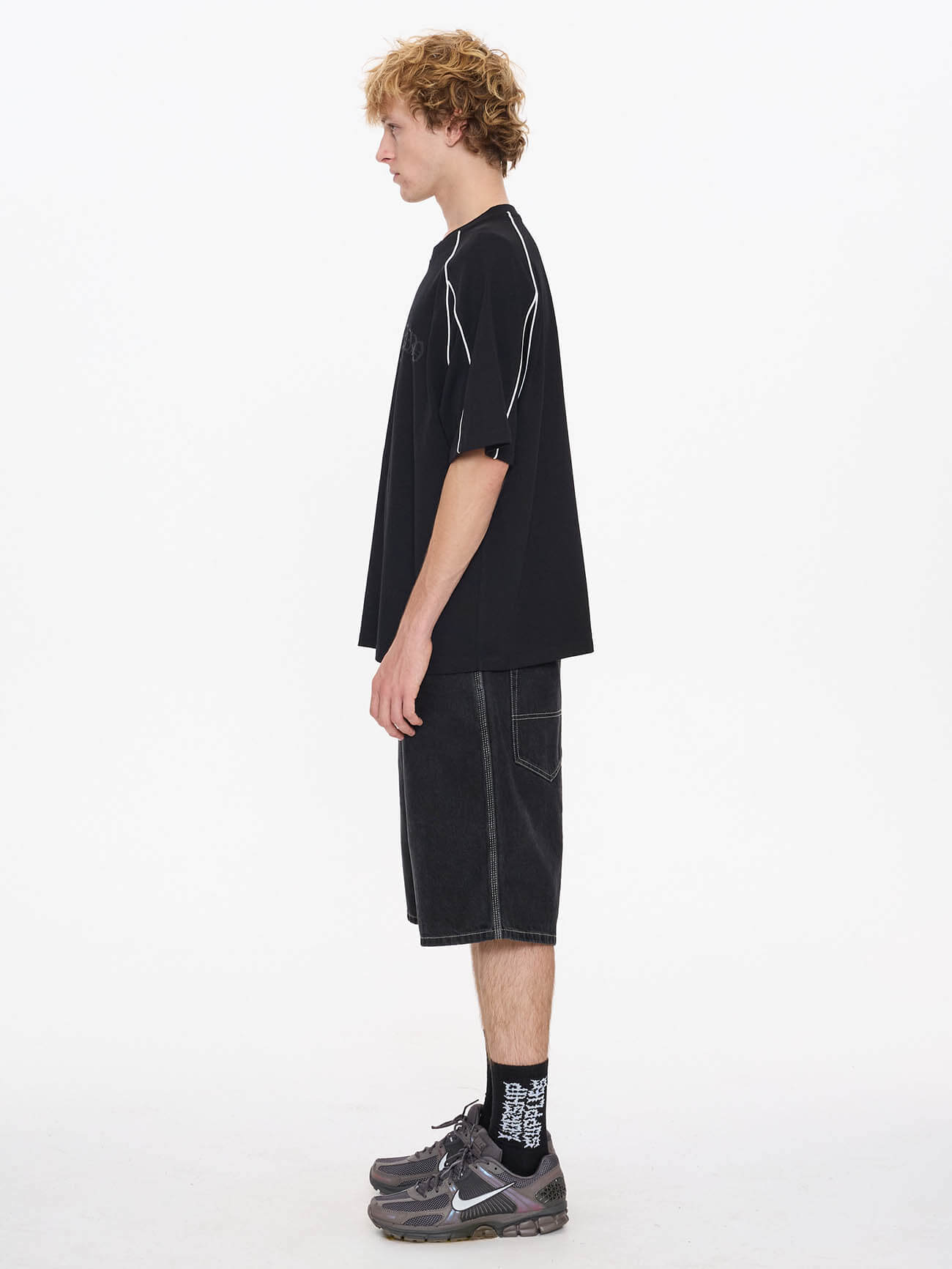 Frequency Panel Oversize Raglan Tee - Black XS