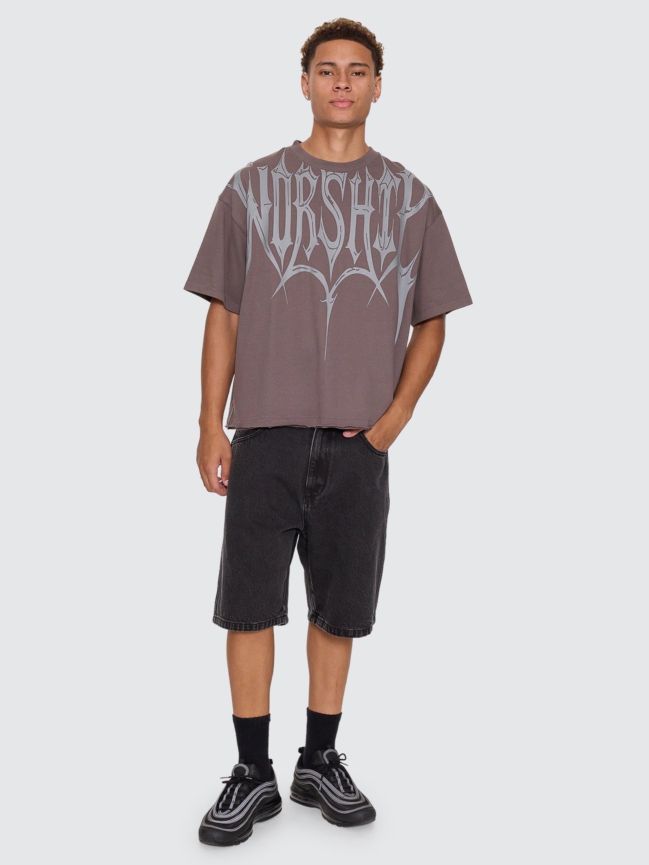 Unchained Box Crop Tee - Worn Black