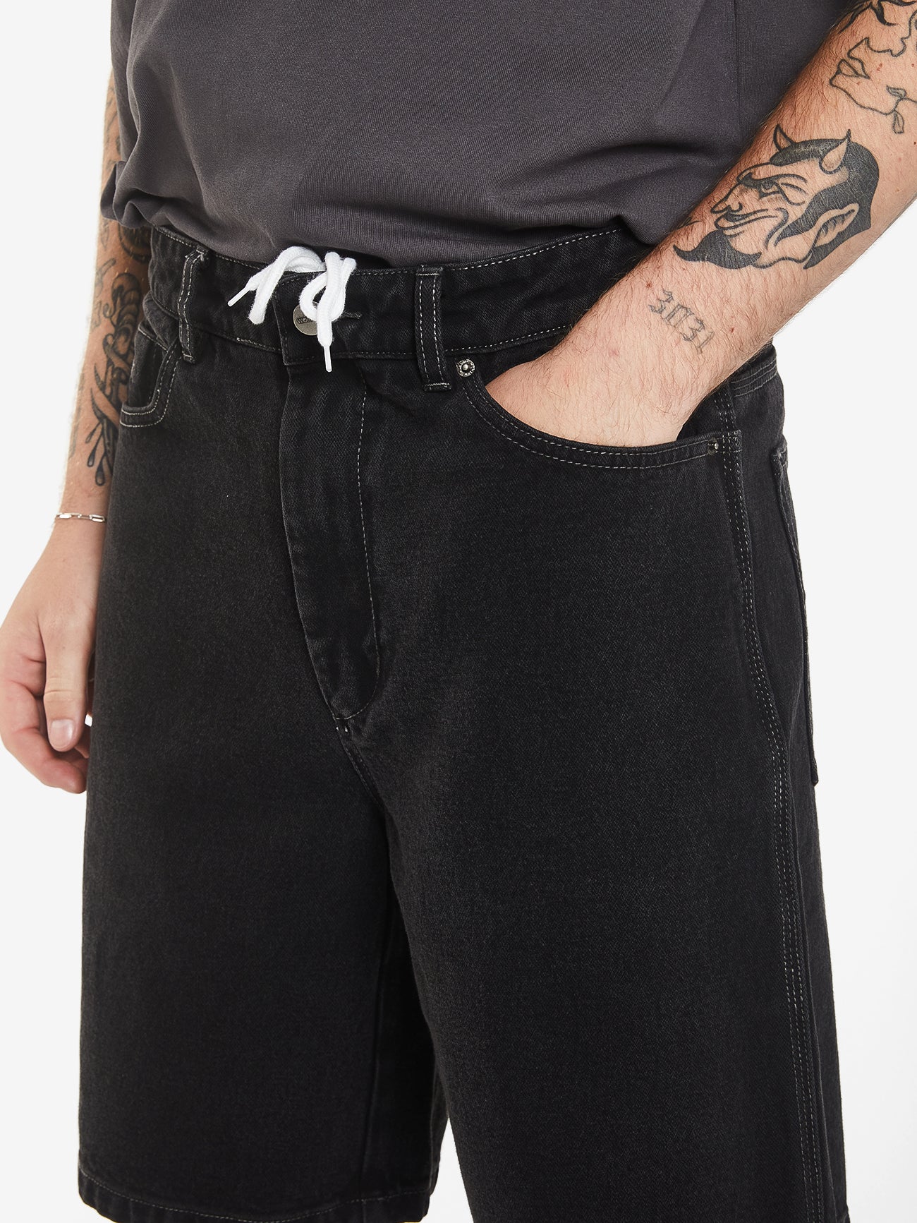 Cherub Carpenter Short - Broken Black 26