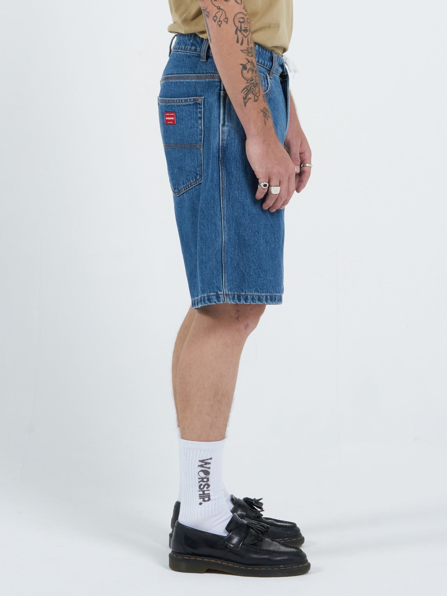 Lounger Jean Short - Classic Mid Blue