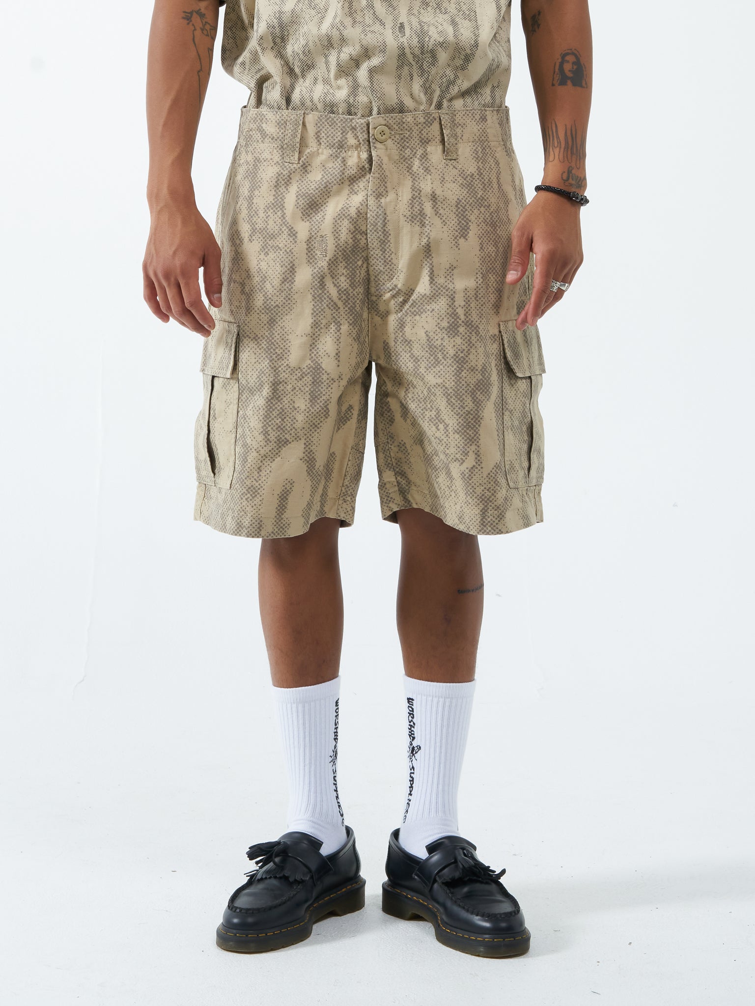 Five Pointer Cargo Short - Sandy Taupe