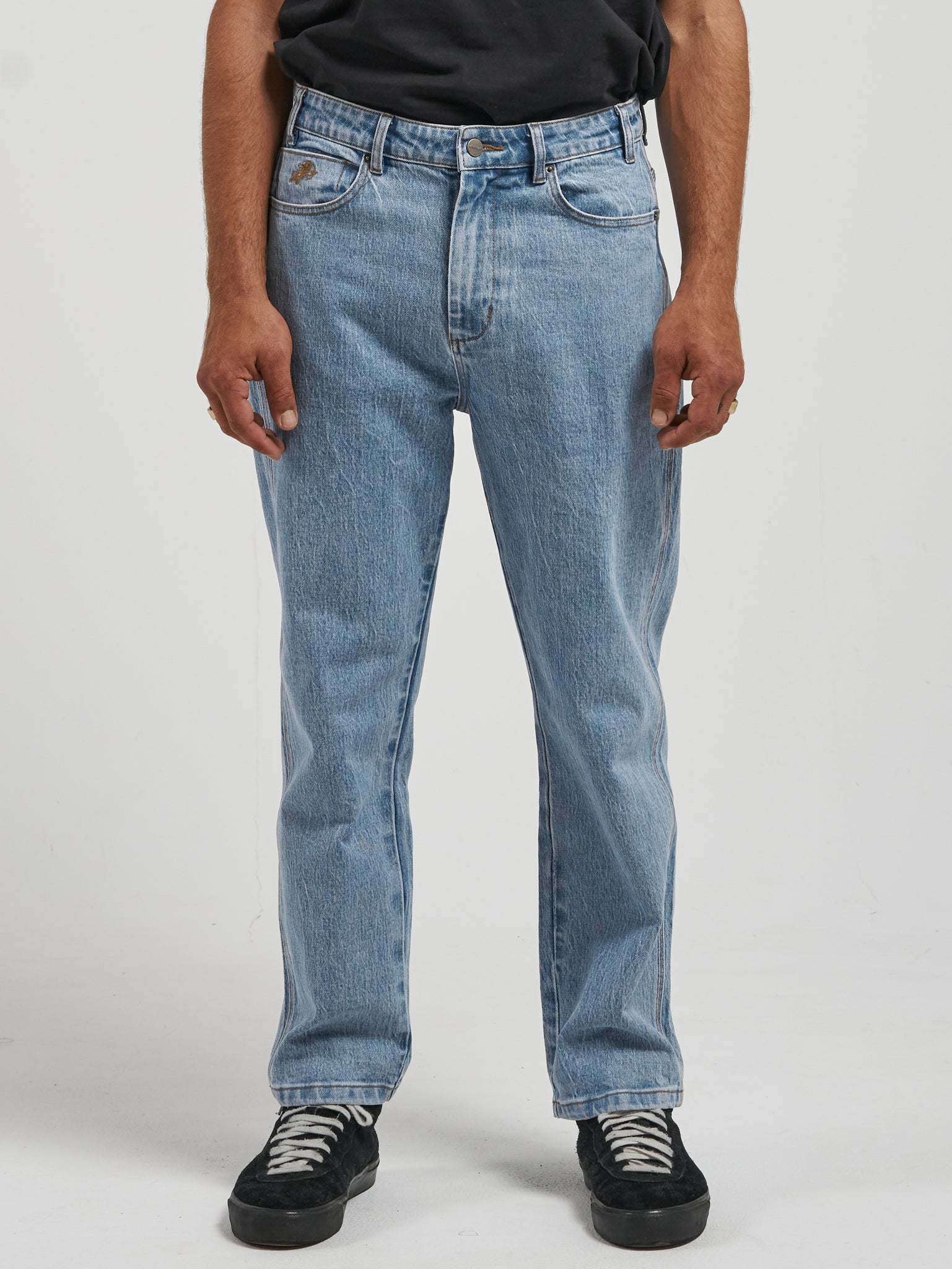 Lounger Jean - Electric Fade Blue