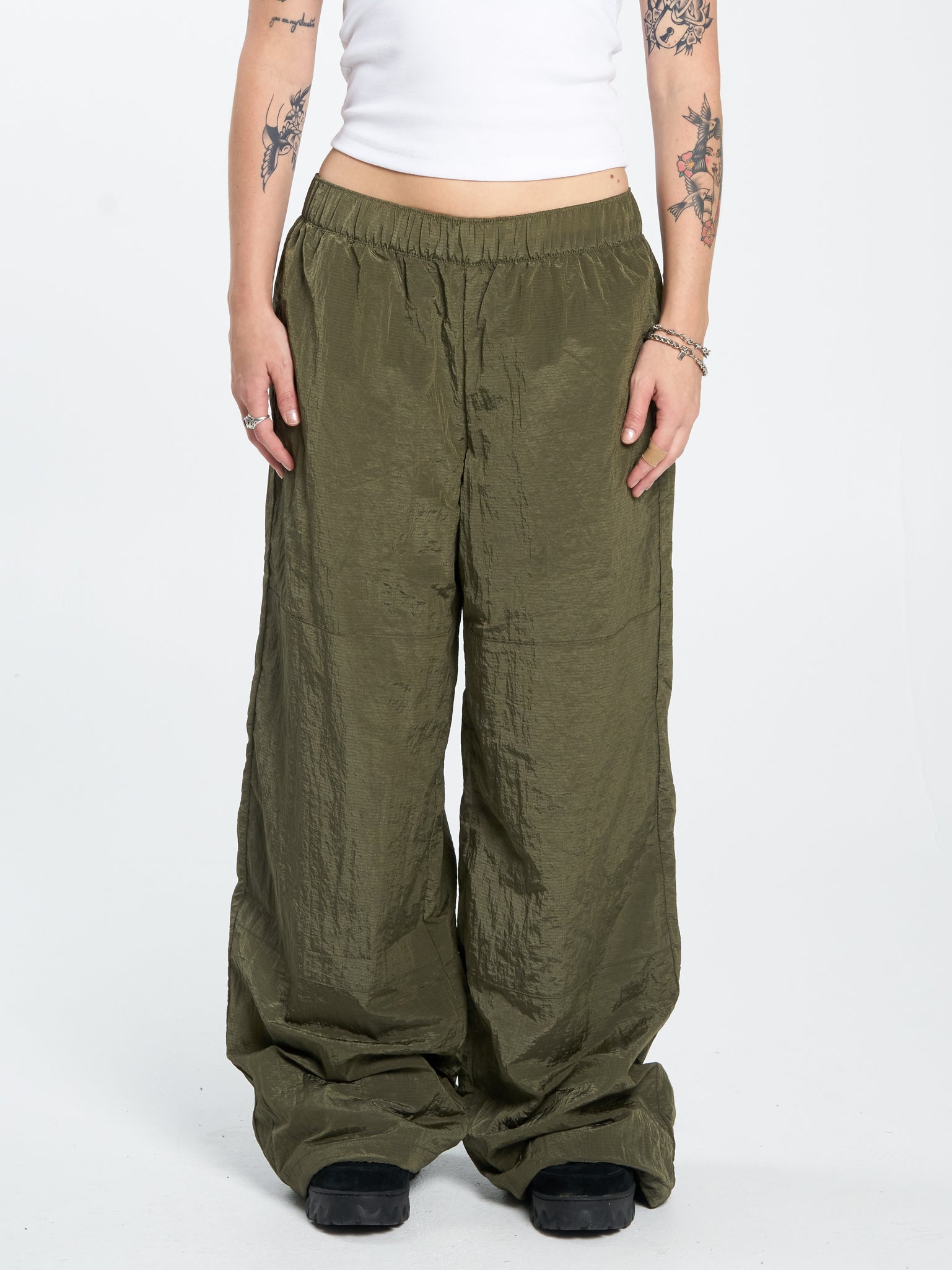 Stained Crushed Double Knee Pant - Stone Grey