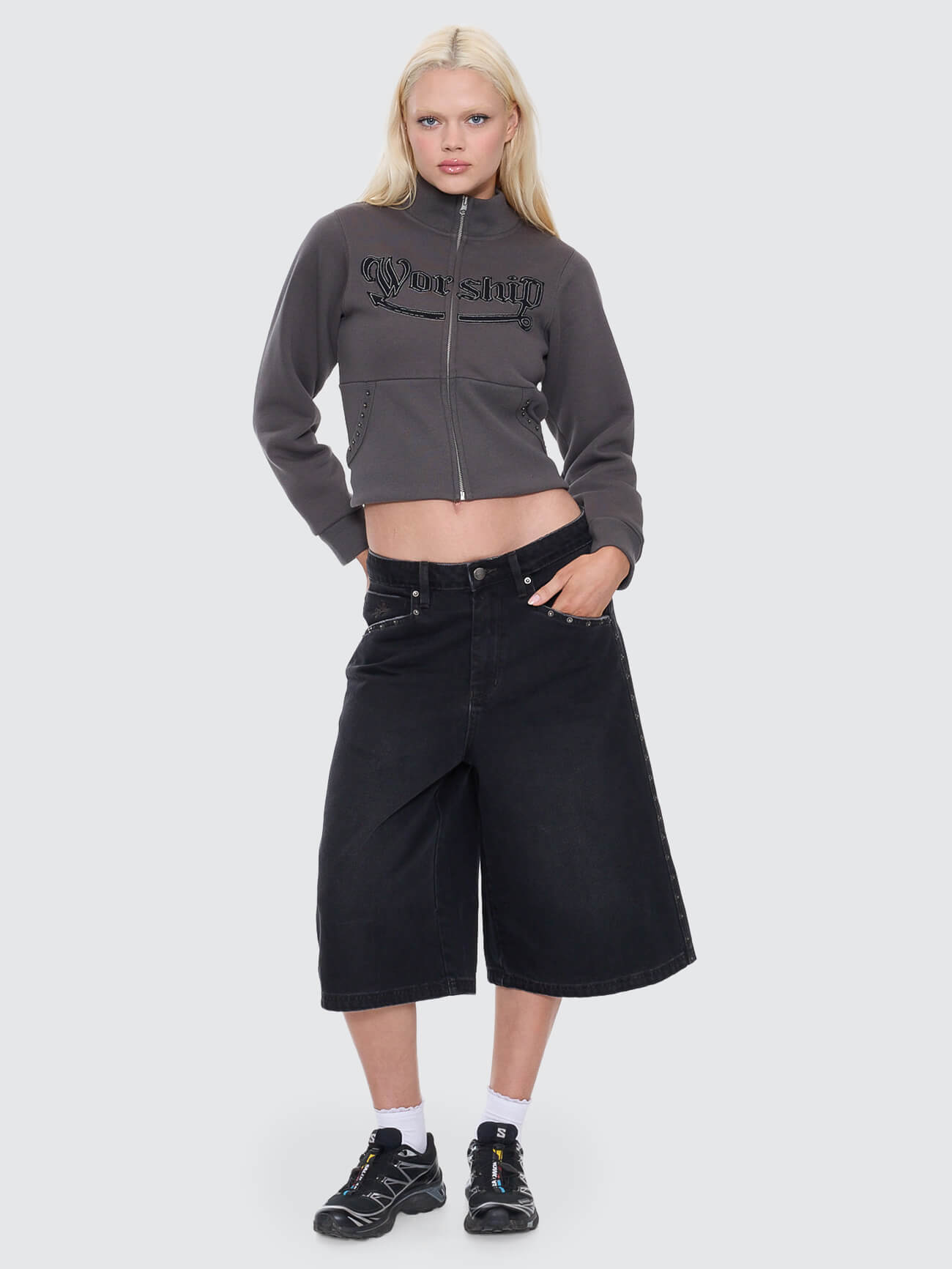 Treasured Y2K Zip Fleece Jacket - Worn Black 4