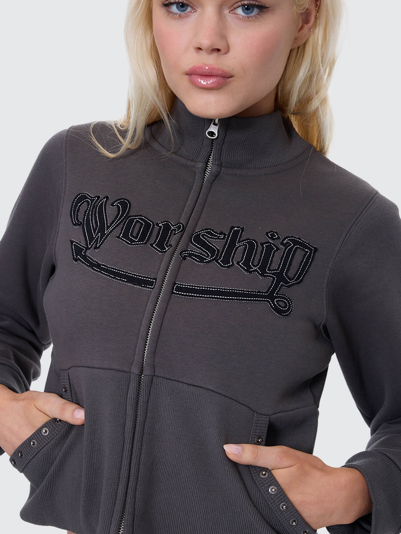 Treasured Y2K Zip Fleece Jacket - Worn Black 4