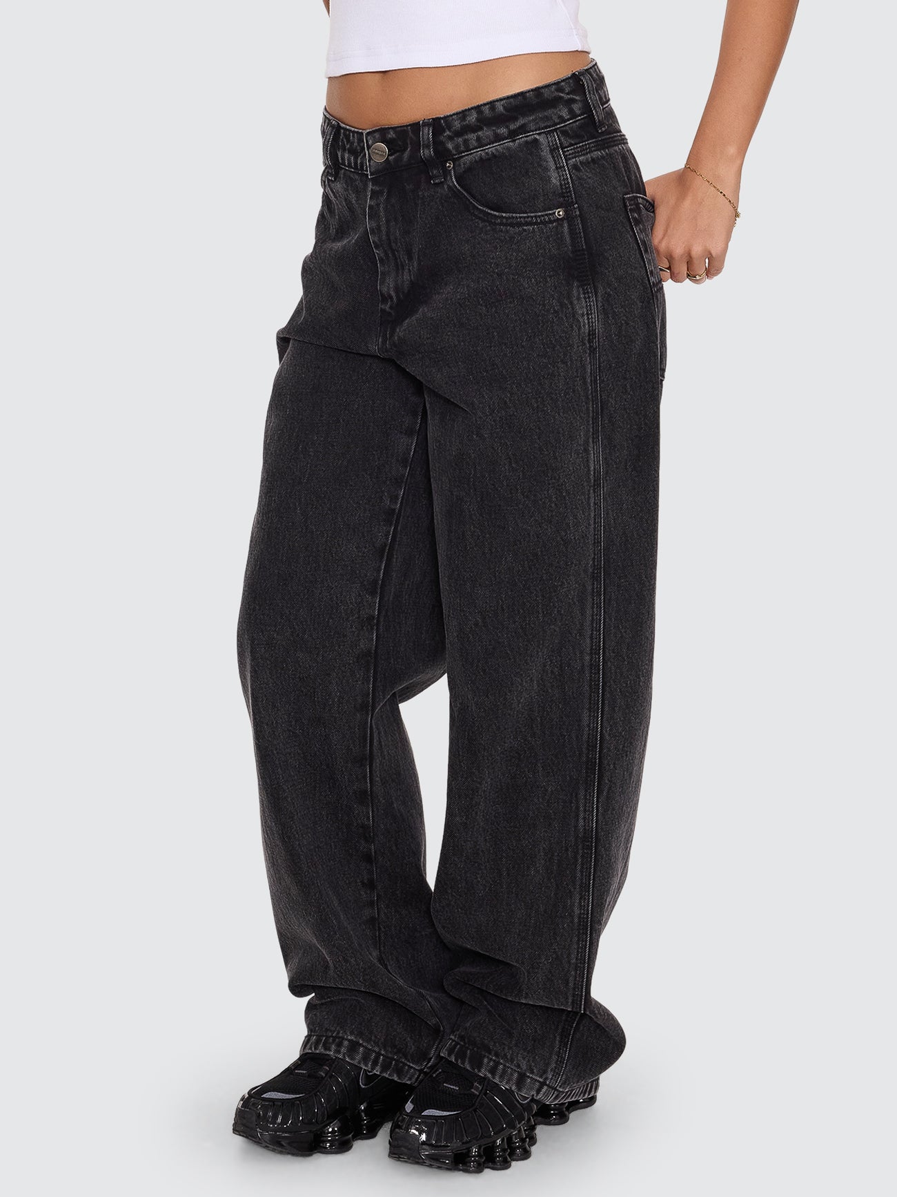 Sloucher Jean - Black Rinse