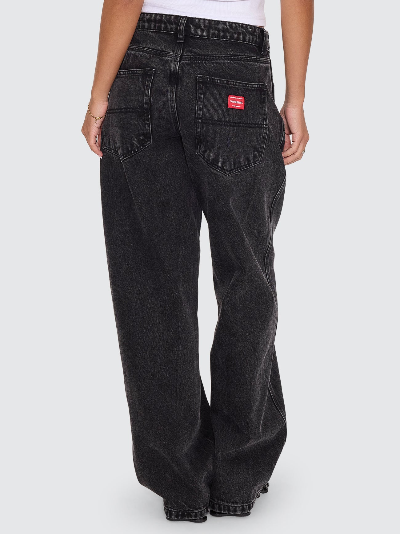 Sloucher Jean - Black Rinse