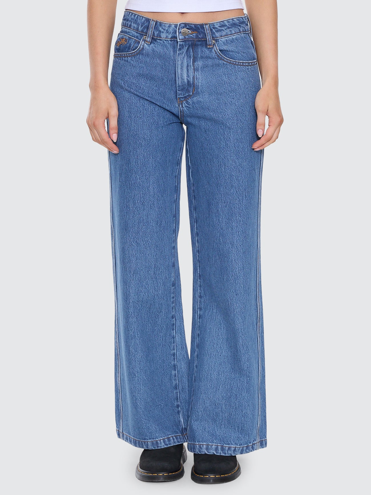 Sweeper Wide Leg Jean - Worship Worn Blue 4
