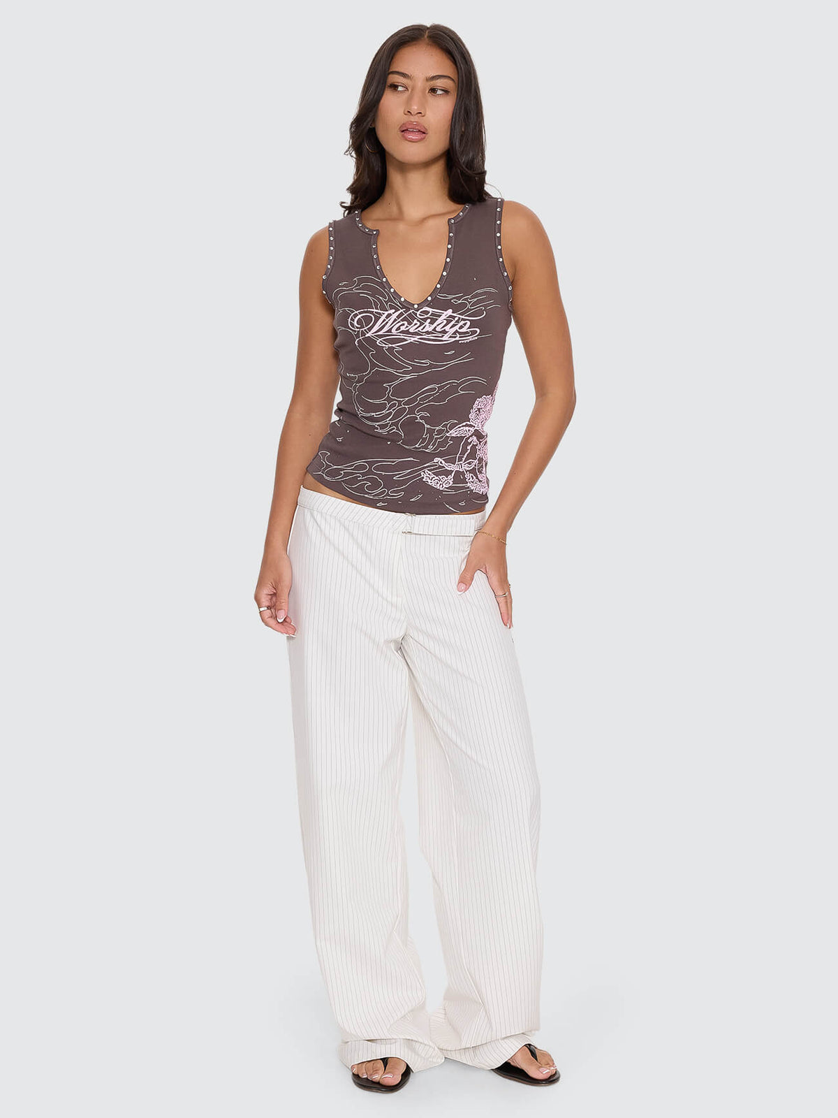 Rapt V-Tank Top - Worn Black 4