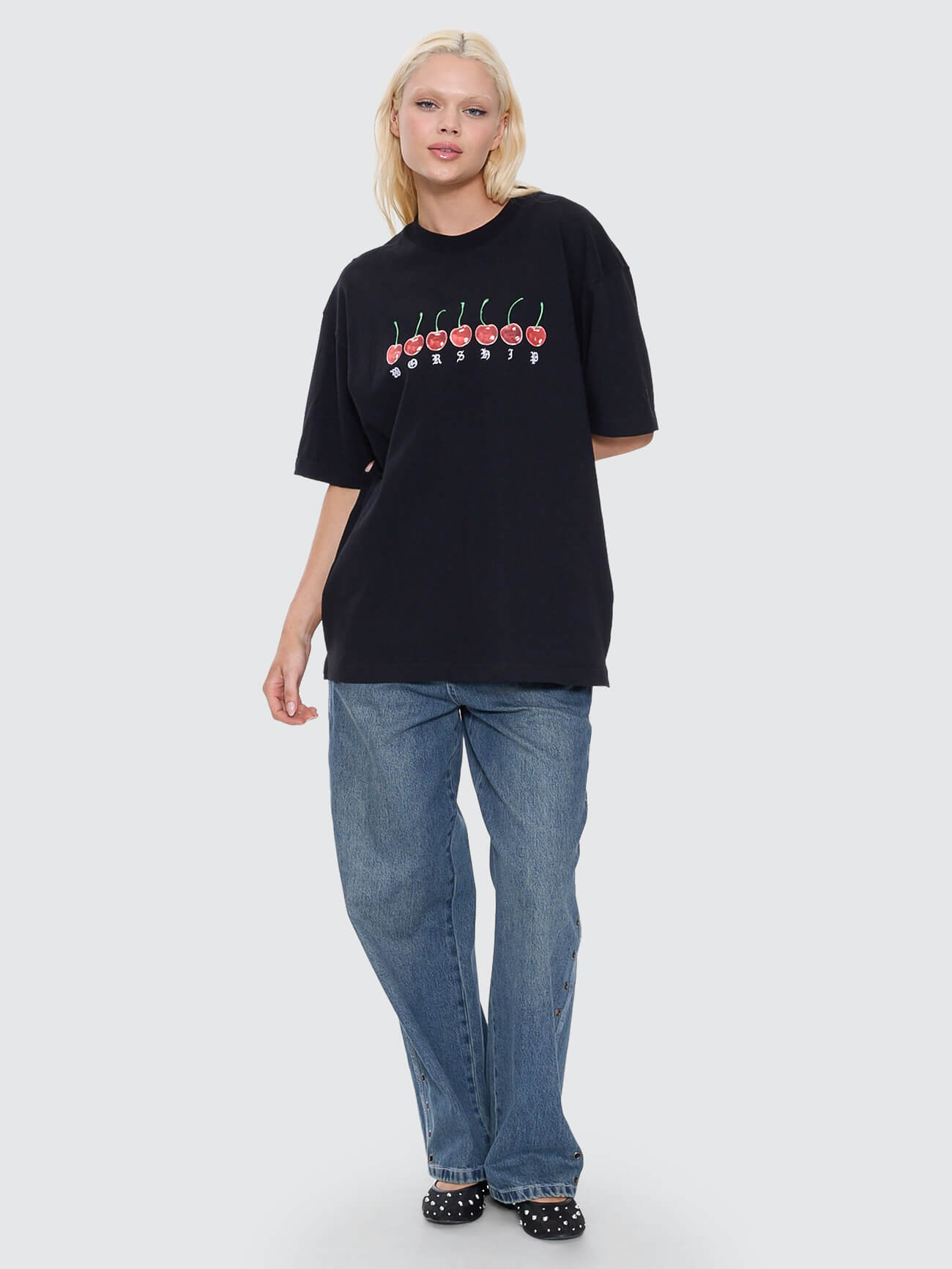 Cherio Oversized Tee - Black