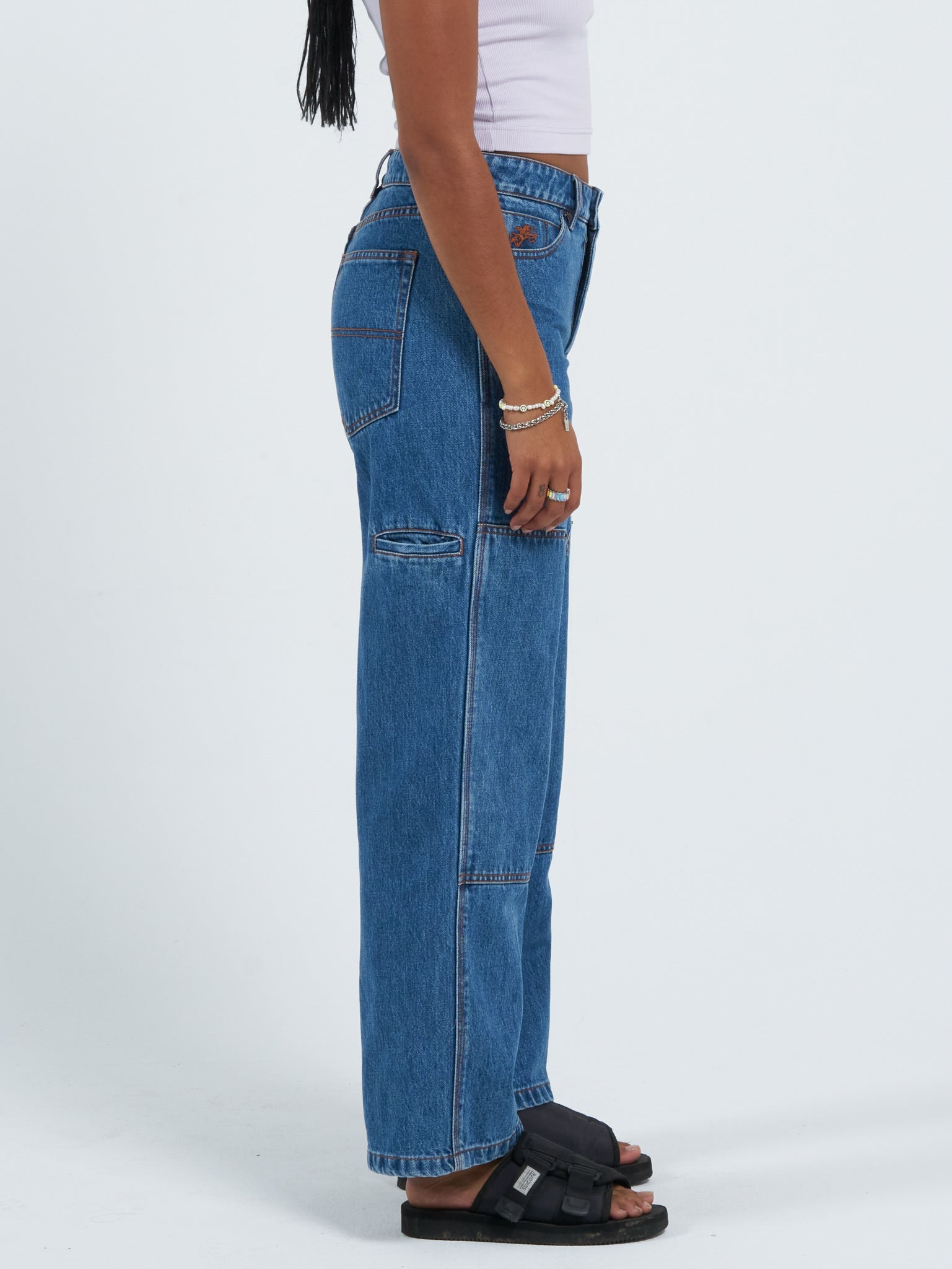 Double Knee Sloucher Jean - Classic Mid Blue