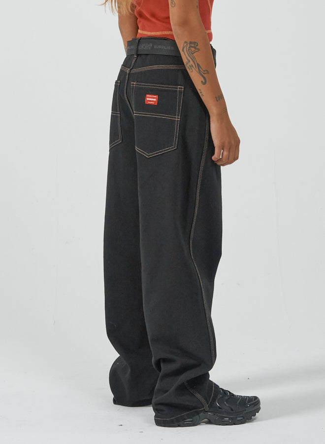 Wake N Quake Sloucher Jean - Worship Black